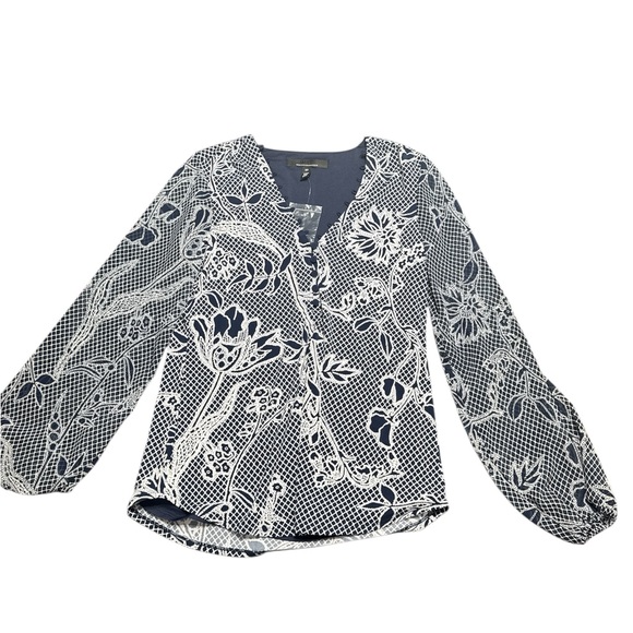 White House Black Market Navy and White Floral Blouse - Picture 4 of 5